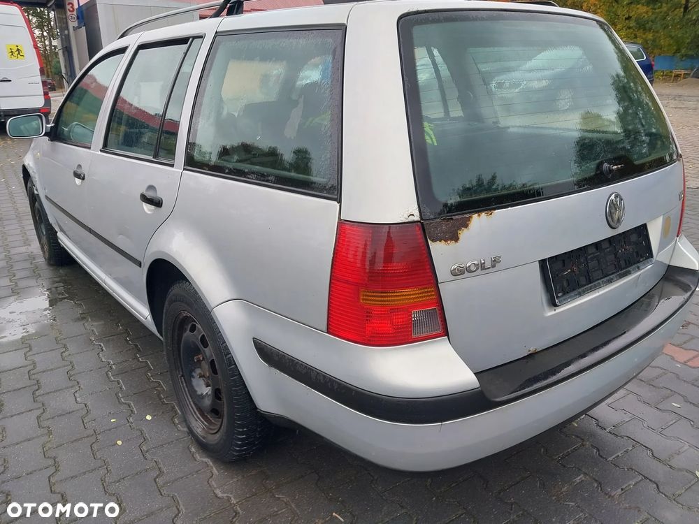 Volkswagen Golf IV 4 Kombi Variant Agr ALH Ahf Ahu 1.9 TDI 90 KM skrzynia biegów EBJ drzwi maska zderzak klapa lusterko kolor LB7Z maglownica belka mcperson zwrotnica turbina pompa wtryskowa paliwa przewód rura mechanizm mikrostyk klapy zamek szyba szyby lewarek tłumik obudowa podszybie podsufitka radio tunel panel głośnik schowek lampa zacisk hamulcowy alternator rezystor NA CZĘŚCI WSZYSTKIE CZĘŚCI - 9