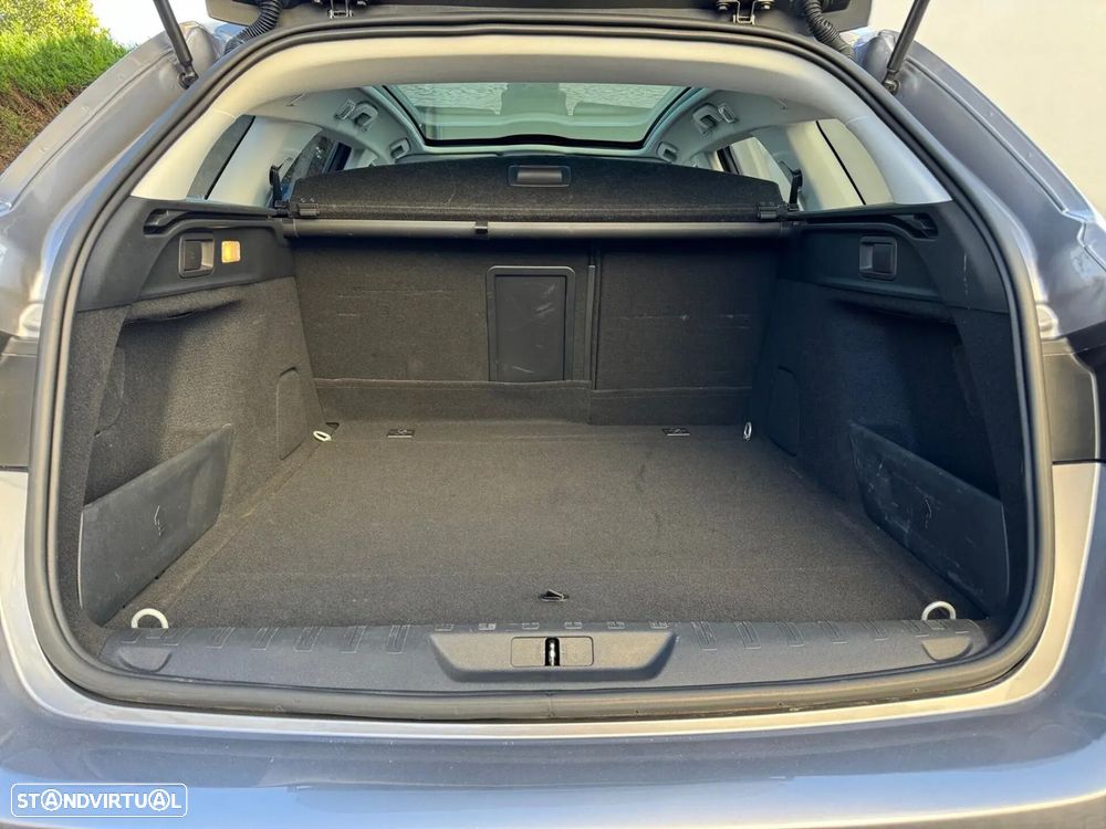 Peugeot 308 SW - 16