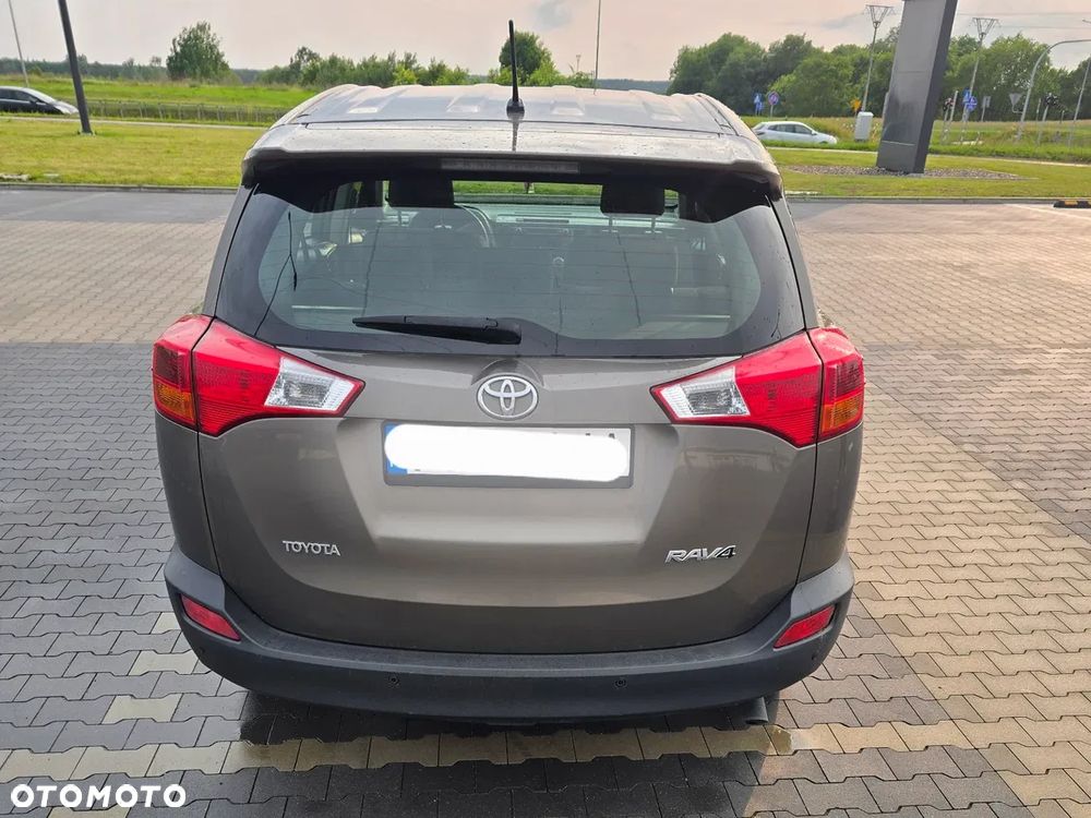 Toyota RAV4 - 5