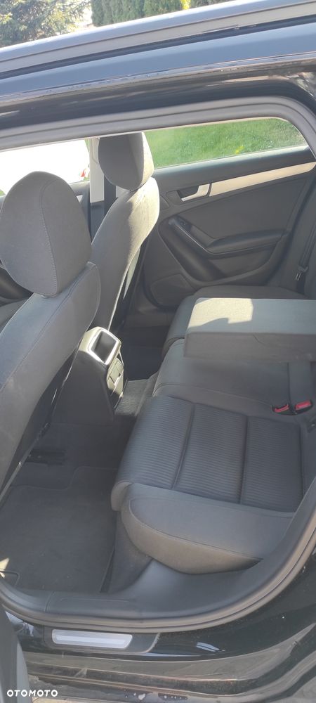 Audi A4 ver-avant-1-8-tfsi-ambiente - 12