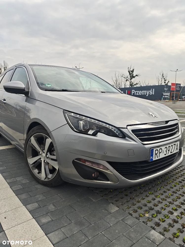 Peugeot 308 2.0 Blue HDi Allure S&S - 12