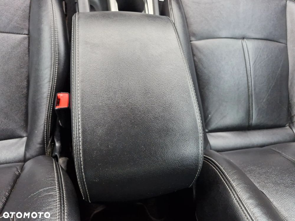 Ford Mondeo 1.8 TDCi Titanium - 31