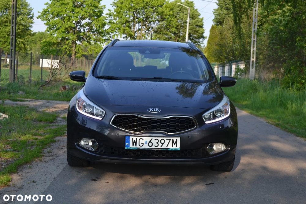 Kia Ceed 1.6 GDI DCT Platinum Edition - 2
