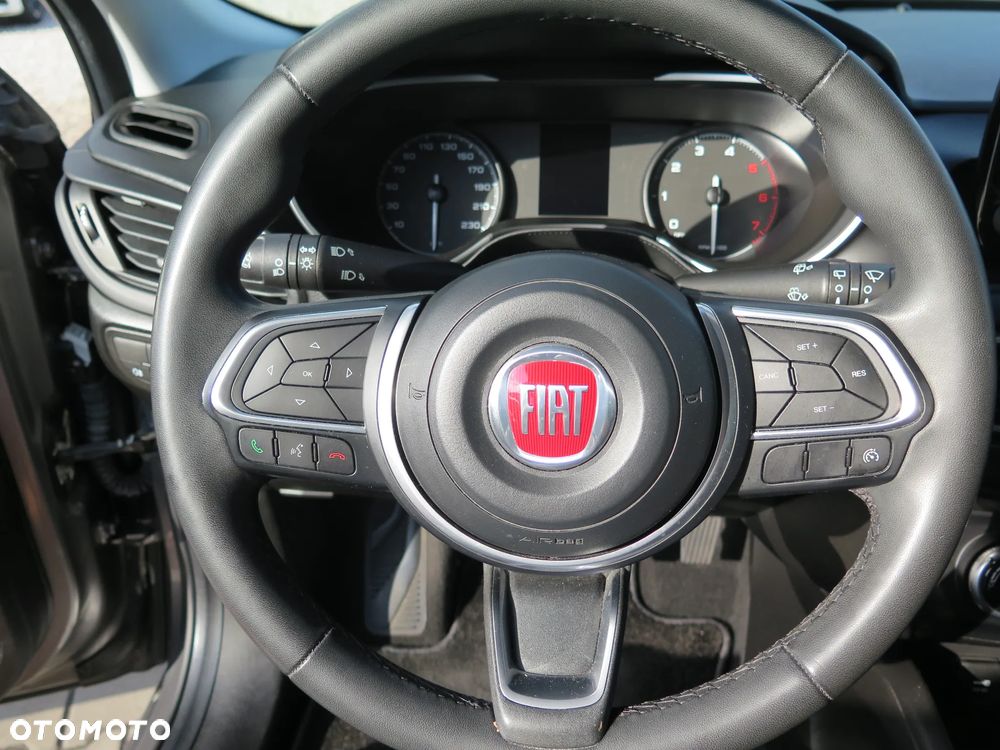 Fiat Tipo 1.3 MultiJet 16v Lounge - 21