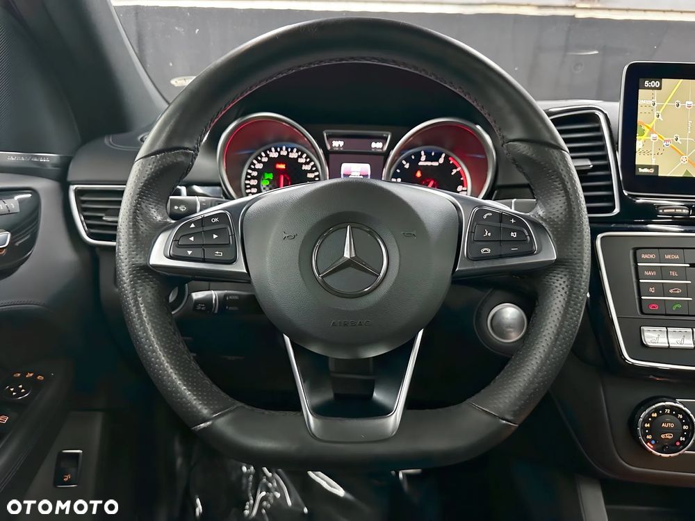 Mercedes-Benz GLE AMG Coupe 43 4-Matic - 11
