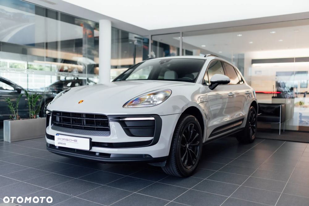Porsche Macan Standard - 4