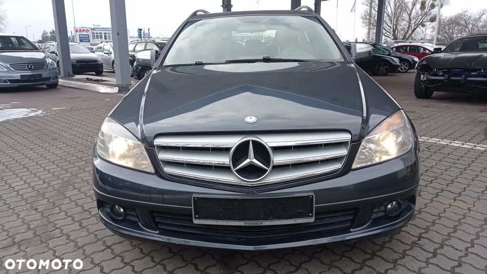 Mercedes-Benz Klasa C 220 CDI DPF Automatik Avantgarde - 35