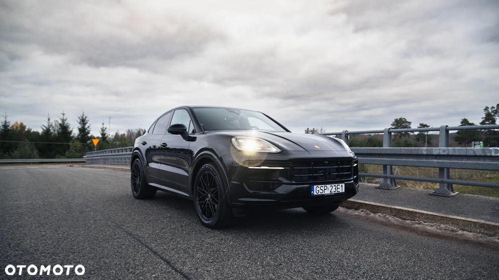 Porsche Cayenne - 2
