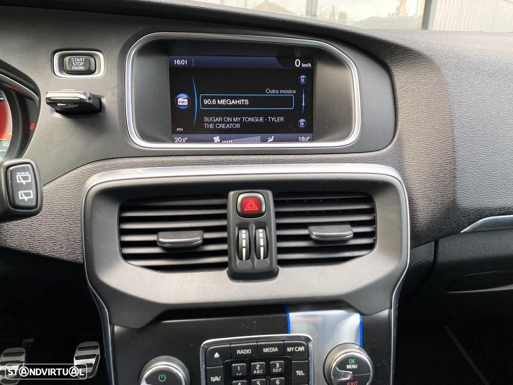 Volvo V40 1.6 D2 R-Design - 11