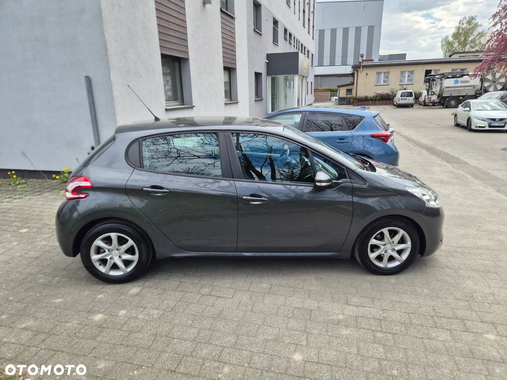 Peugeot 208 95 VTI Active - 5