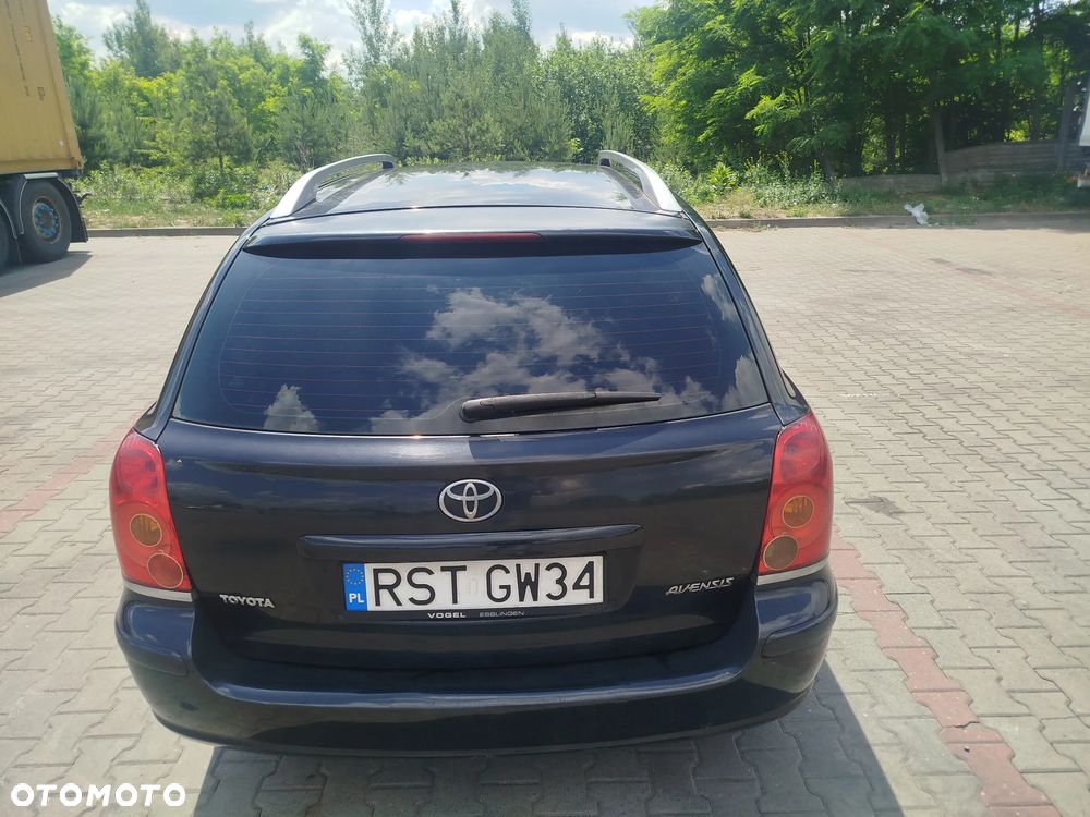 Toyota Avensis 2.0 D-4D Terra - 5