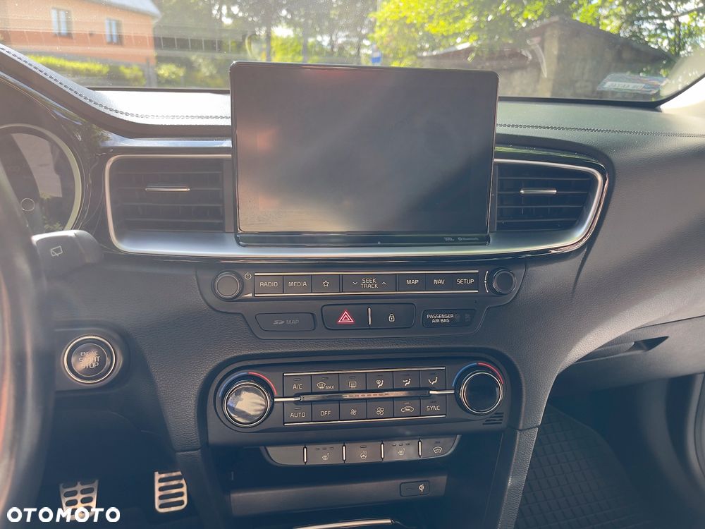 Kia Ceed 1.4 T-GDI L Business Line Plus - 16