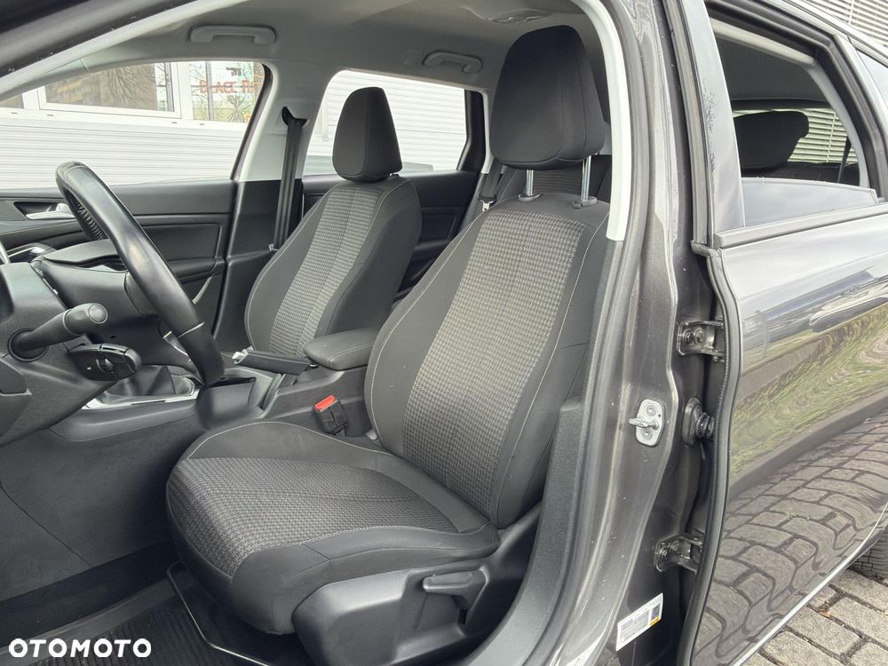 Peugeot 308 - 19