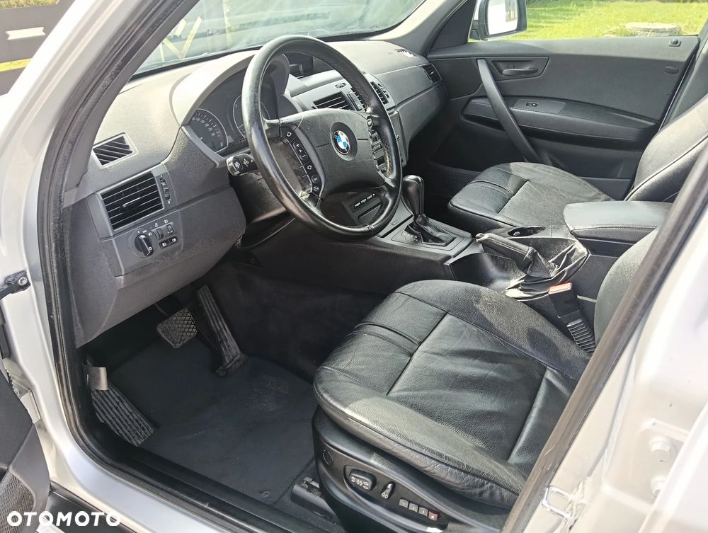 BMW X3 3.0i - 15