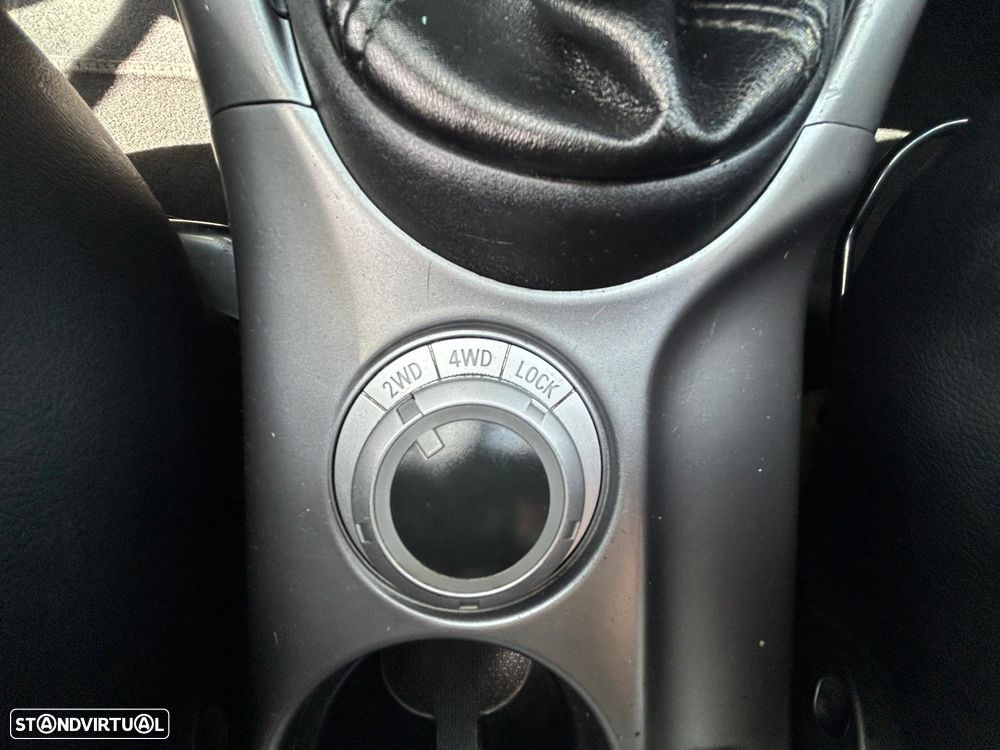 Mitsubishi Outlander 2.0 DI-D Intense+ 4WD - 19