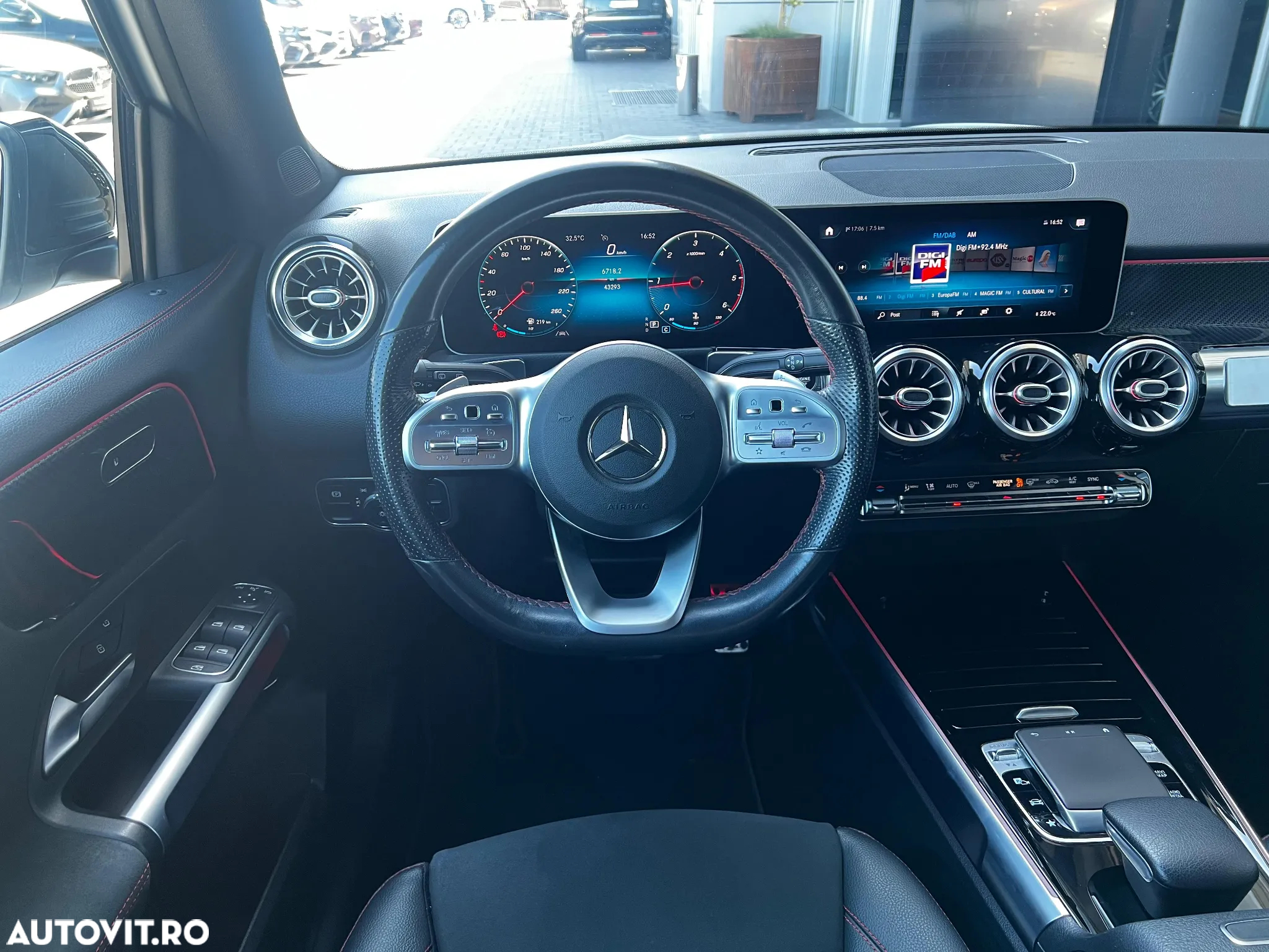 Mercedes-Benz GLB 200 d 4MATIC Aut. - 12