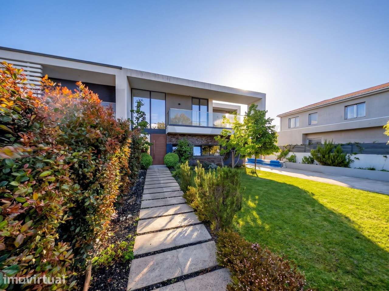 Moradia T4+1 Contemporânea com Piscina e Jardim Privativo em Cabriz, S - Grande imagem: 3/40