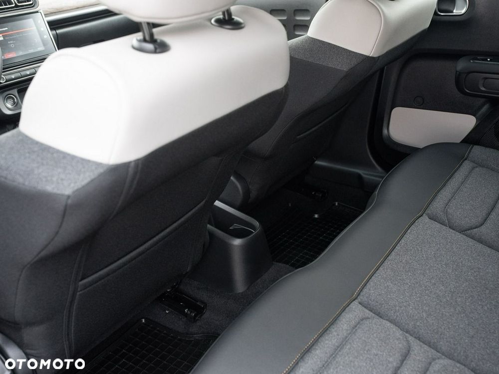 Citroën C3 1.2 PureTech Max EAT6 - 25