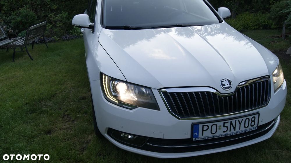 Skoda Superb 2.0 TDI Ambition - 15