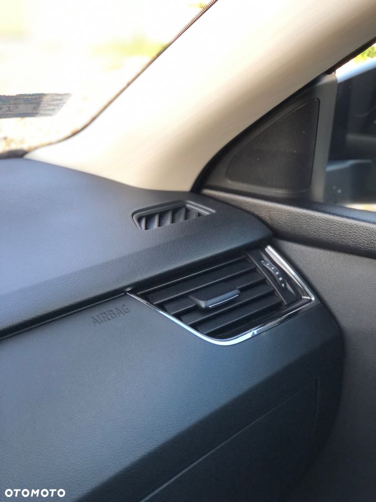 Skoda Octavia 2.0 TDI Ambition DSG - 34