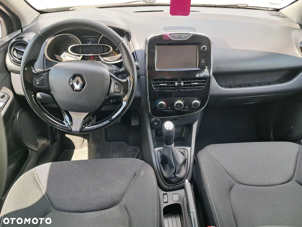 Renault Clio 1.2 16V 75 Business - 15