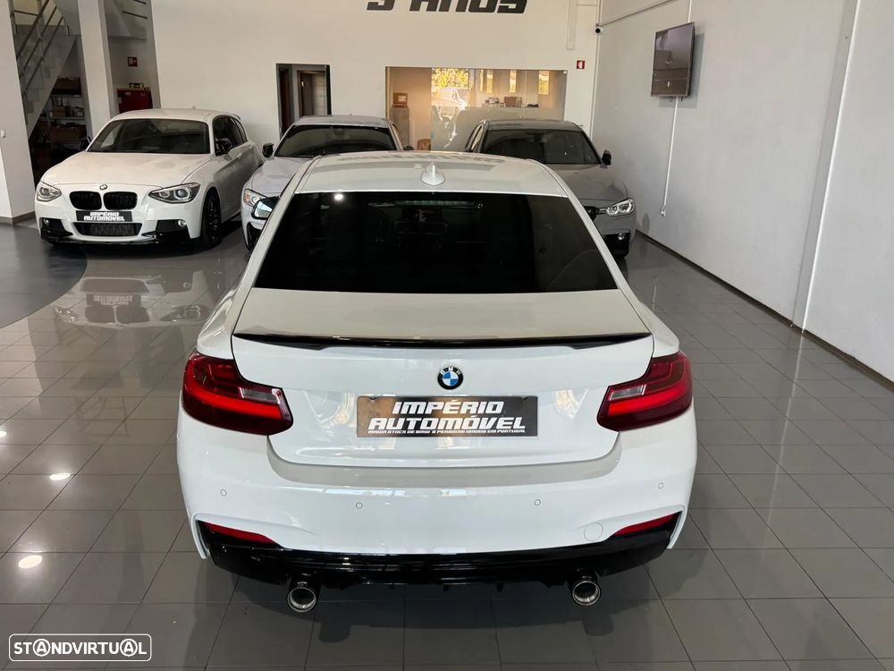 BMW 220 d Coupe Pack M - 11