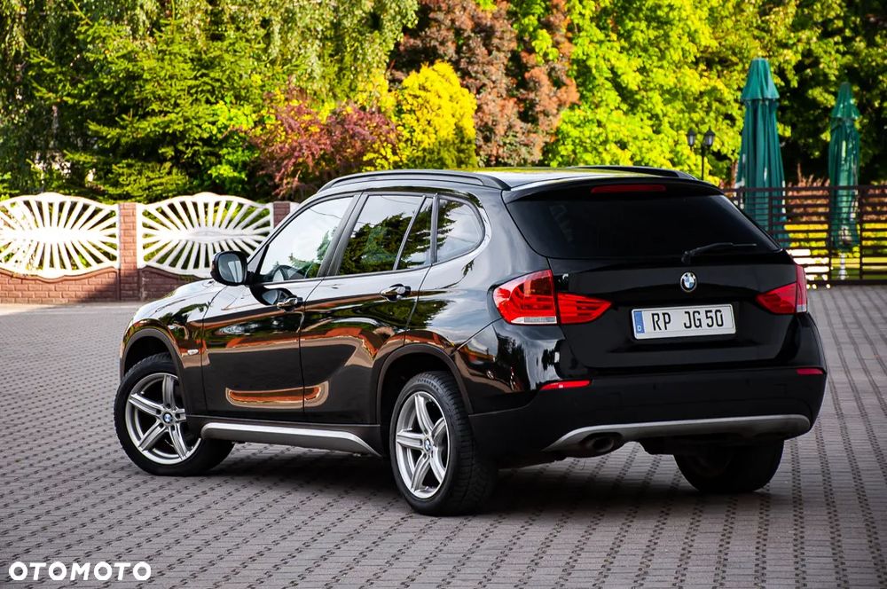 BMW X1 xDrive18d - 15