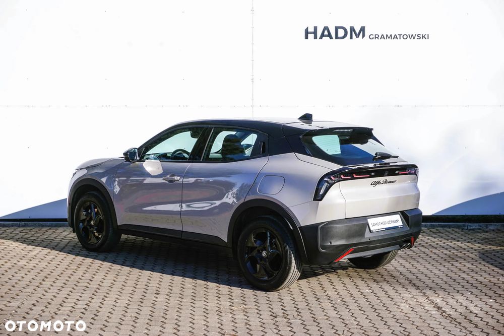 Alfa Romeo Junior 1.2 mHEV Ibrida eDCT - 5