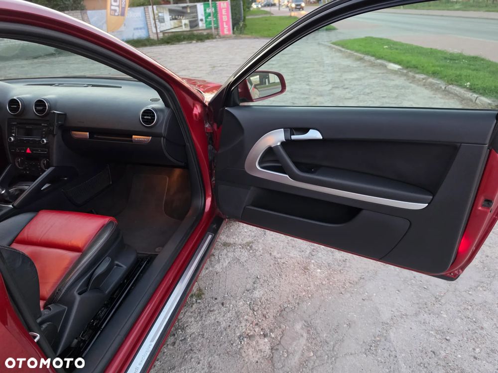 Audi A3 3-drzwiowe 2.0 TDI DPF quattro S line Sportpaket - 19