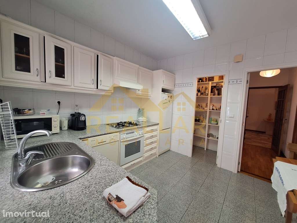 Apartamento T3 no Centro da Póvoa de Varzim - Grande imagem: 2/29