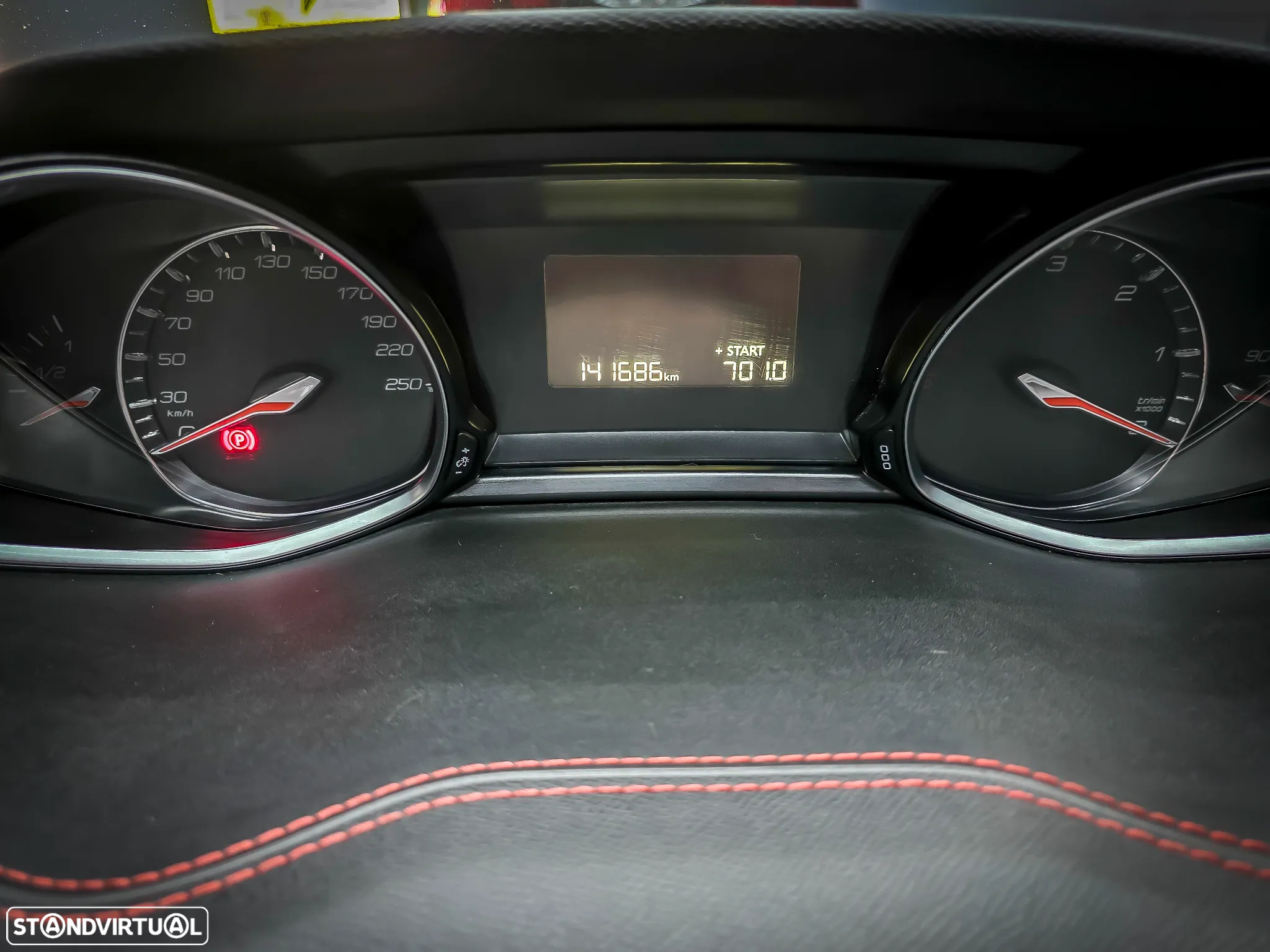 Peugeot 308 1.5 BlueHDi GT Line - 26