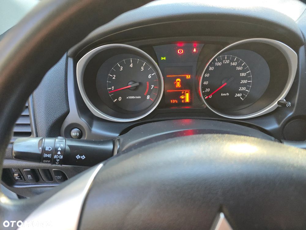 Mitsubishi ASX 1.6 ClearTec 2WD Edition+ - 33