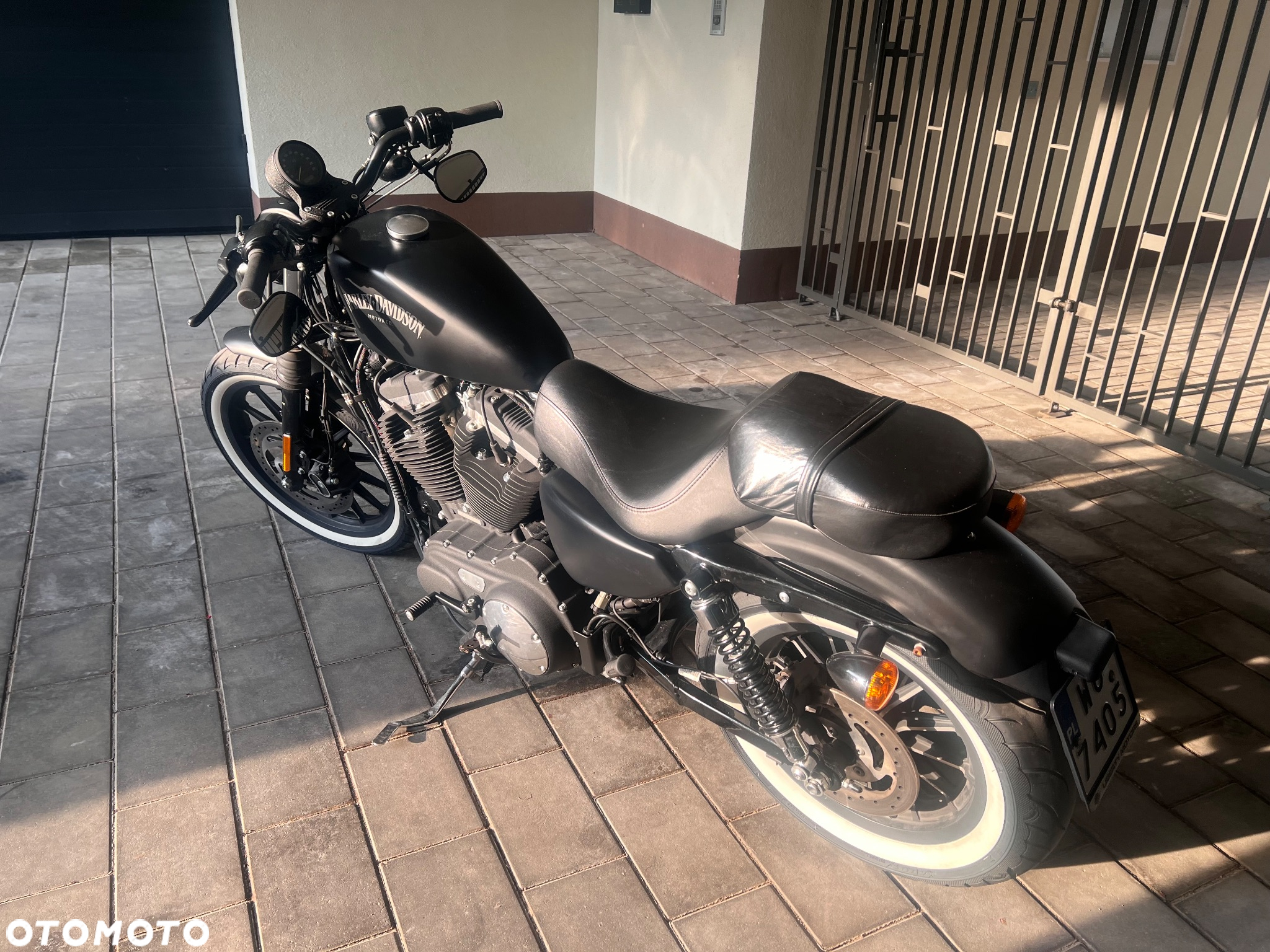 Harley-Davidson Sportster Iron 883 - 6