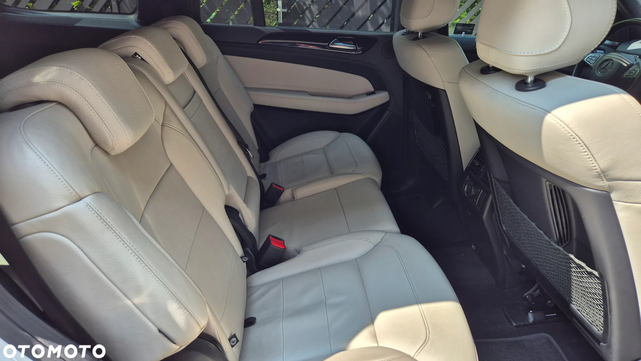 Mercedes-Benz GLS 350 d 4-Matic - 24