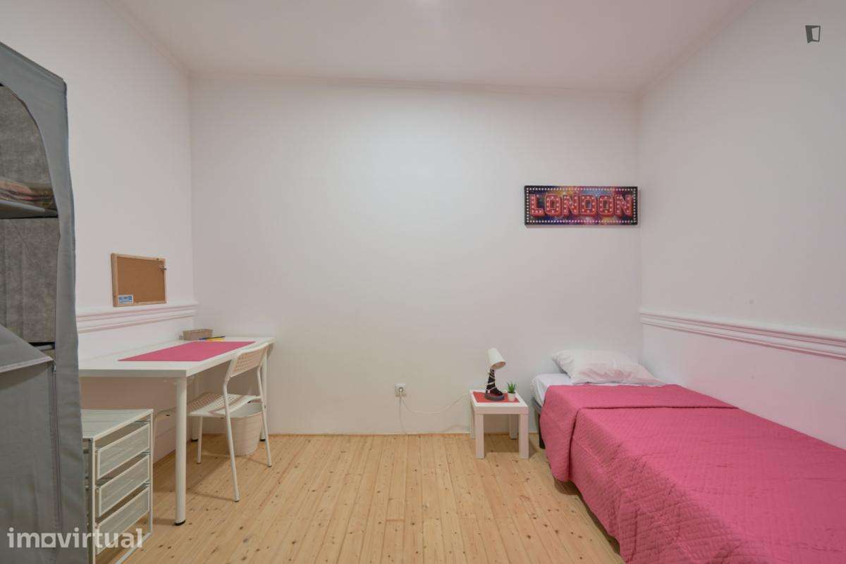 Quarto - localizado em Arroios Lisbon - Grande imagem: 2/47