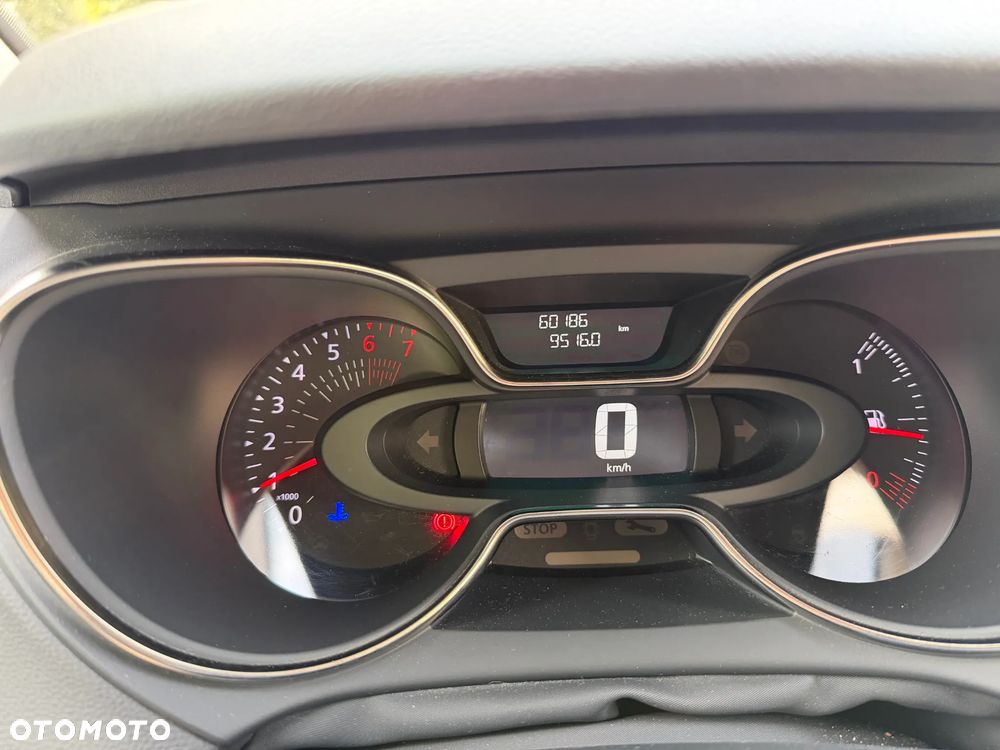 Renault Captur - 14