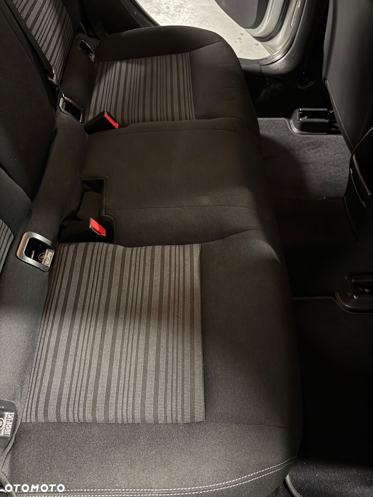 Mercedes-Benz Klasa A 180 CDI (BlueEFFICIENCY) - 15