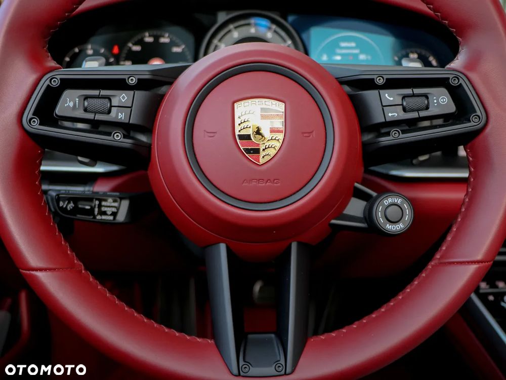 Porsche 911 Turbo S - 29