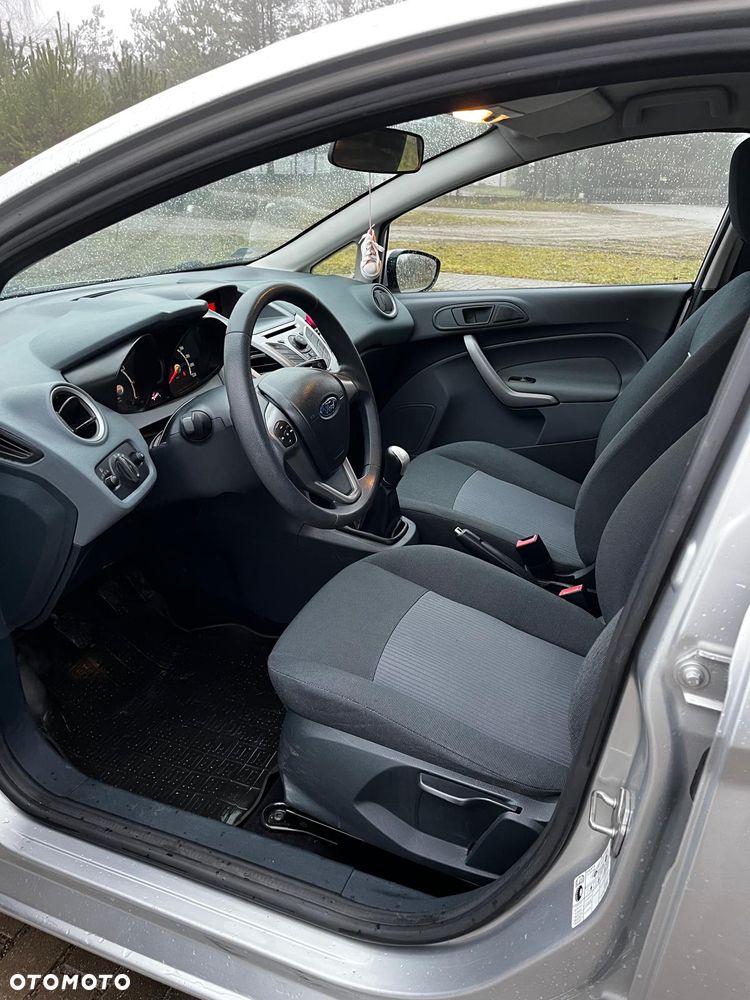 Ford Fiesta 1.25 Trend - 6