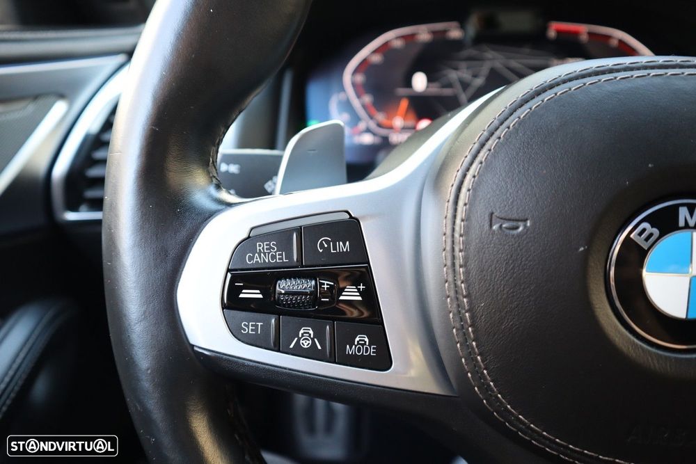 BMW 840 d xDrive Pack M - 23