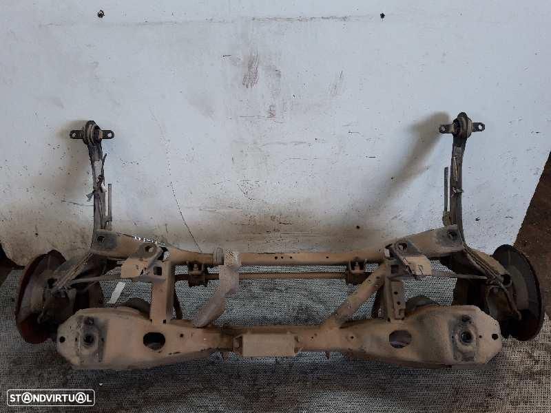 CHARRIOT TRASEIRO VOLVO S40 BERLINA - 1