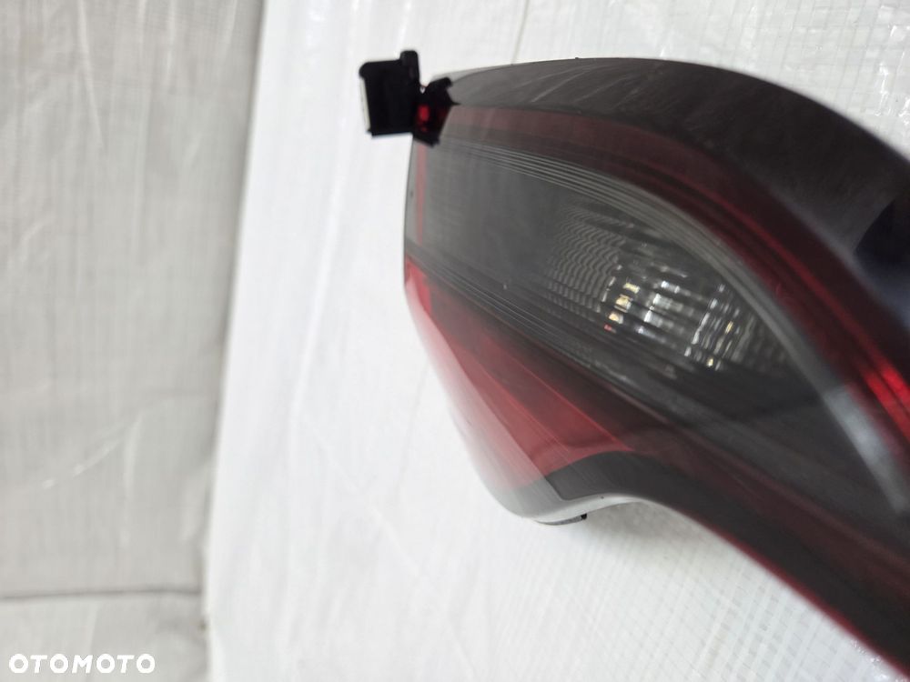 OPEL ZAFIRA C  LAMPA TYŁ PRAWA 13292359 LED - 4