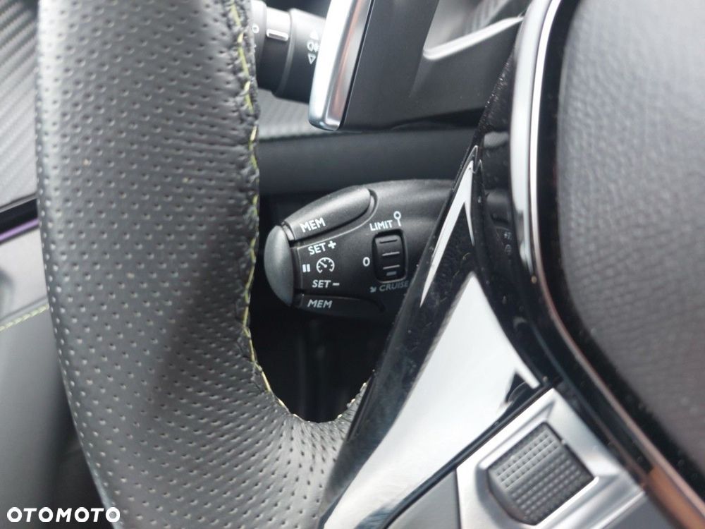 Peugeot 2008 1.2 PureTech GT S&S EAT8 - 13