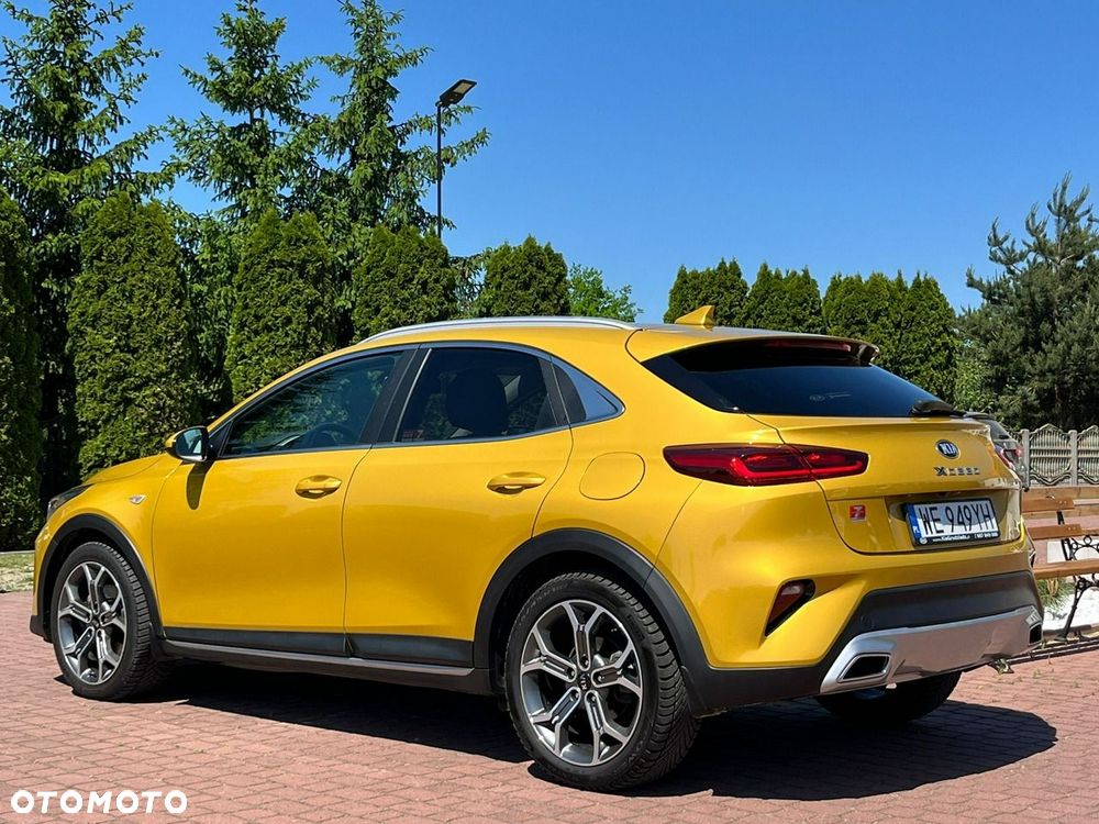 Kia XCeed - 16