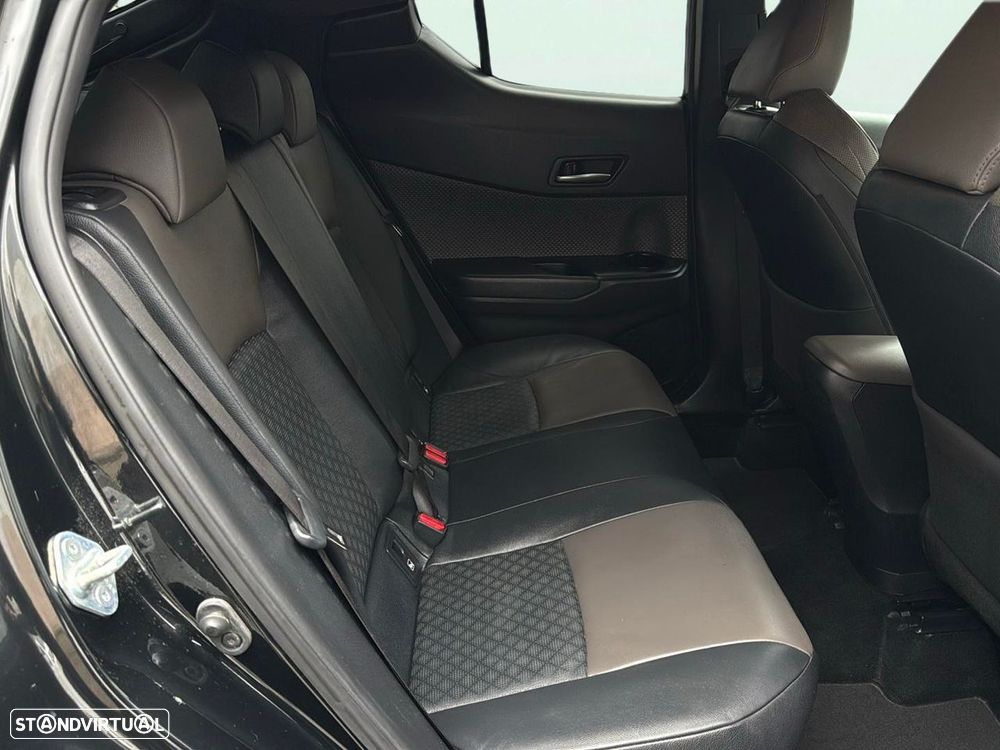 Toyota C-HR 1.8 Hybrid Exclusive+P.Luxury - 11