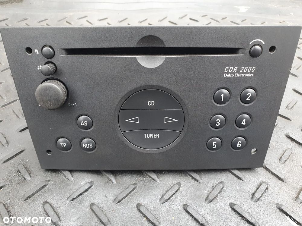 OPEL CORSA C 2001r RADIO CD 24423503 - 2
