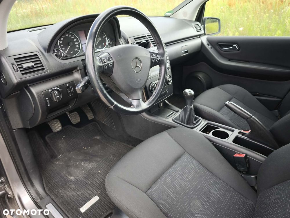 Mercedes-Benz Klasa A 180 CDI - 25