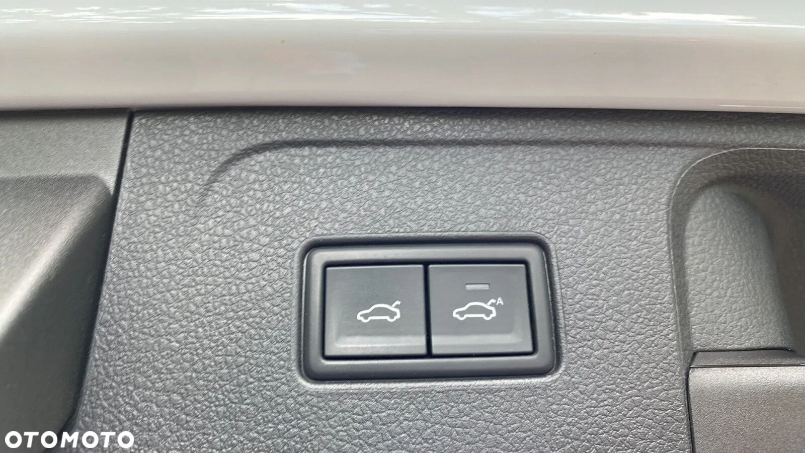 Volkswagen Passat - 36