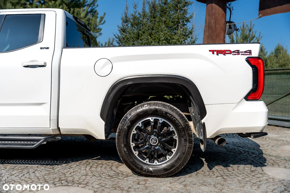 Toyota Tundra - 10