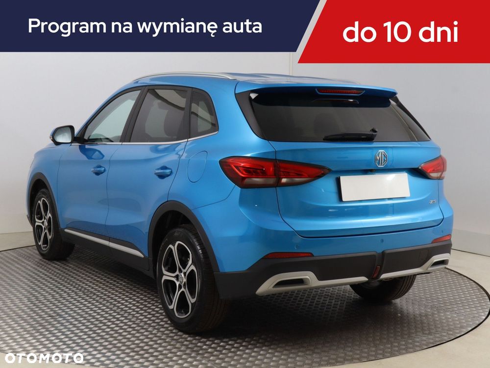MG ZS - 6